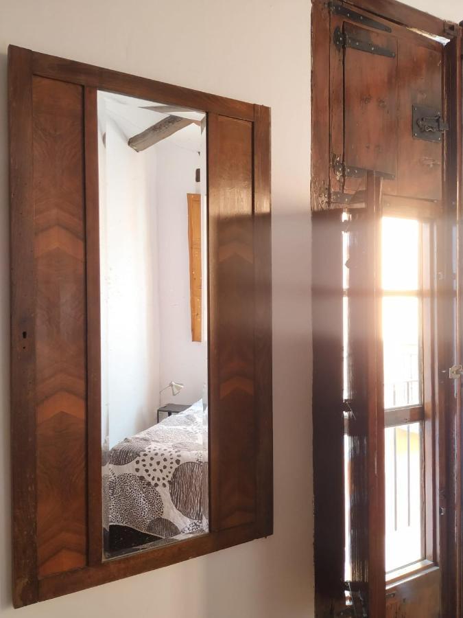 Bonito Apartamento Con Encanto En Casco Antiguo Ron 7 Valenciayole Leilighet Eksteriør bilde